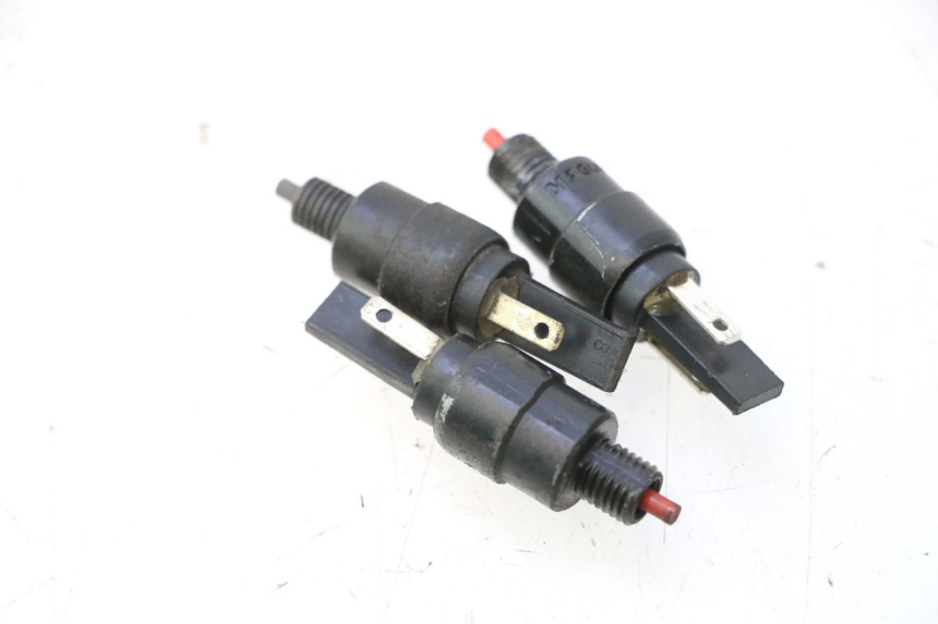 photo de BREMSLICHTSCHALTER PIAGGIO MP3 500 (2011 - 2015) - Detailansicht des Bauteils