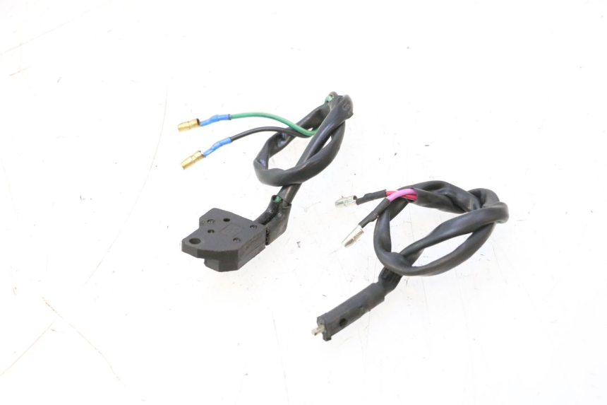 photo de BREMSLICHTSCHALTER IMF INDUSTRIE NEW PACH 2T 50 (2014 - 2020) - Detailansicht des Bauteils