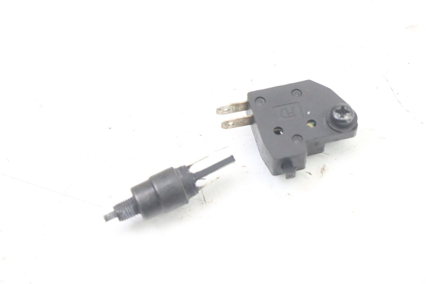 photo de BREMSLICHTSCHALTER PEUGEOT STREETZONE I 2T 50 (2018 - 2020) - Detailansicht des Bauteils