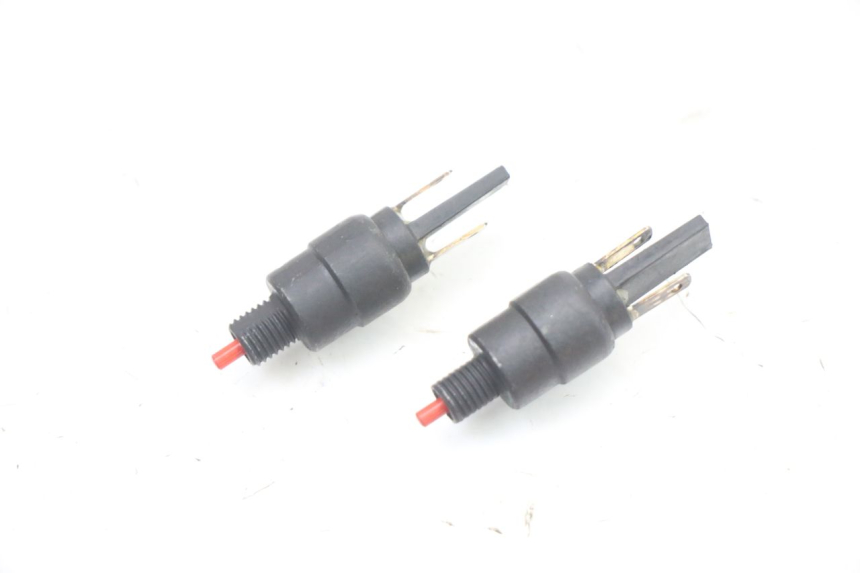 photo de BREMSLICHTSCHALTER PIAGGIO NRG POWER PUREJET 50 (2018 - 2021) - Hauptansicht