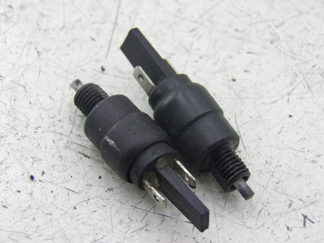 photo de STOP-LICHTSCHALTER PIAGGIO X7 125 (2007 - 2013) - Hauptansicht