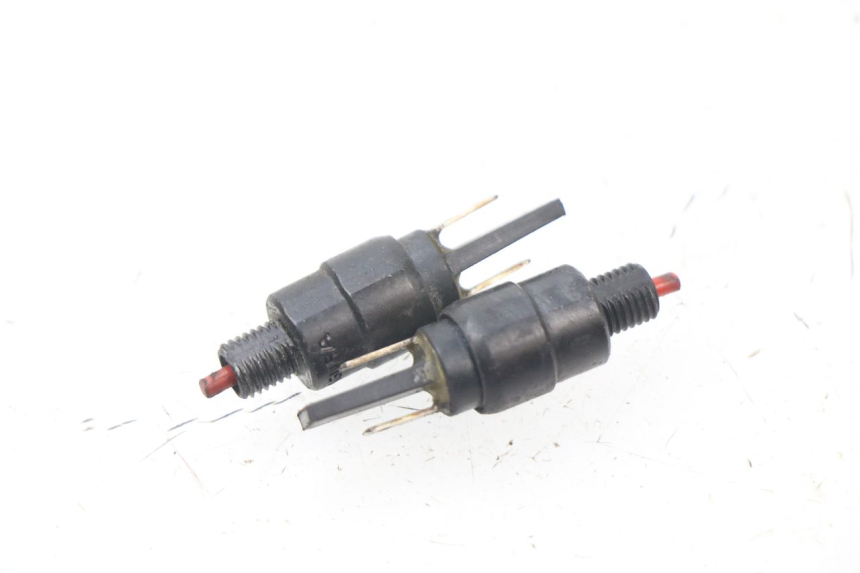 photo de BREMSLICHTSCHALTER PIAGGIO PRIMAVERA 125 (2013 - 2021) - Hauptansicht