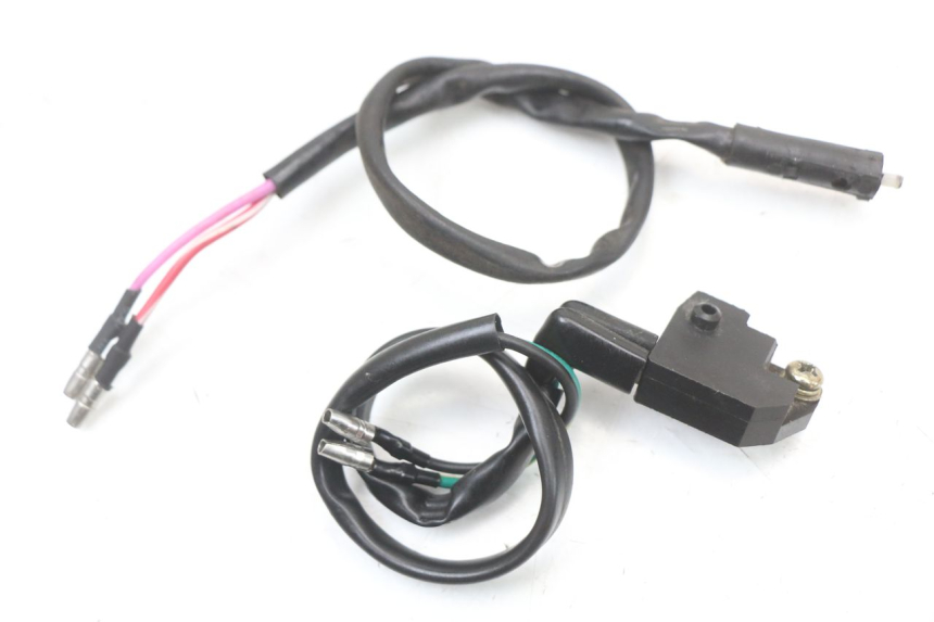 photo de BREMSLICHTSCHALTER TNT MOTOR ROMA 10' 4T 50 (2019 - 2022) - Detailansicht des Bauteils