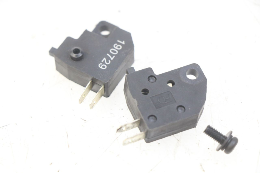 photo de BREMSLICHTSCHALTER LVNENG S5 1 (2019 - 2023) - Alternative Perspektive