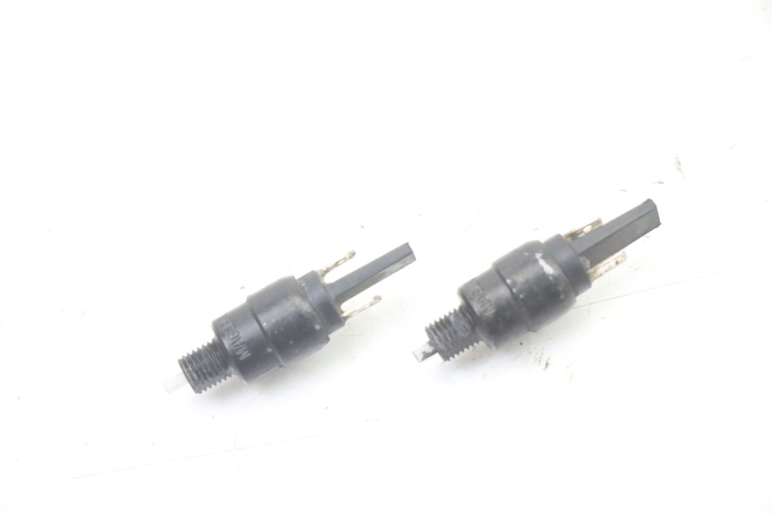 photo de BREMSLICHTSCHALTER APRILIA SCARABEO GT TOURING 125 (1999 - 2005) - Hauptansicht