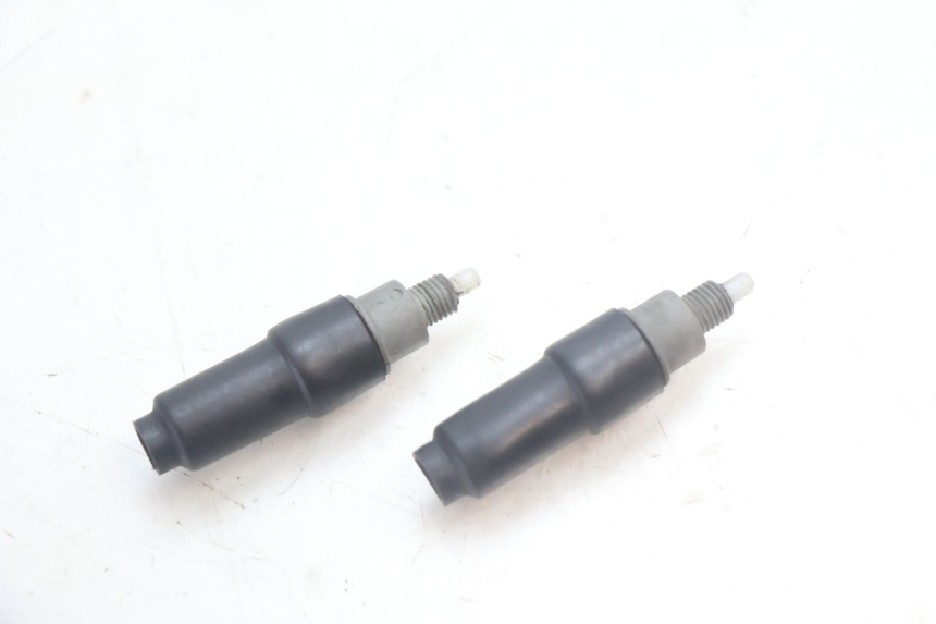 photo de BREMSLICHTSCHALTER YAMAHA SLIDER 50 (1999 - 2004) - Detailansicht des Bauteils