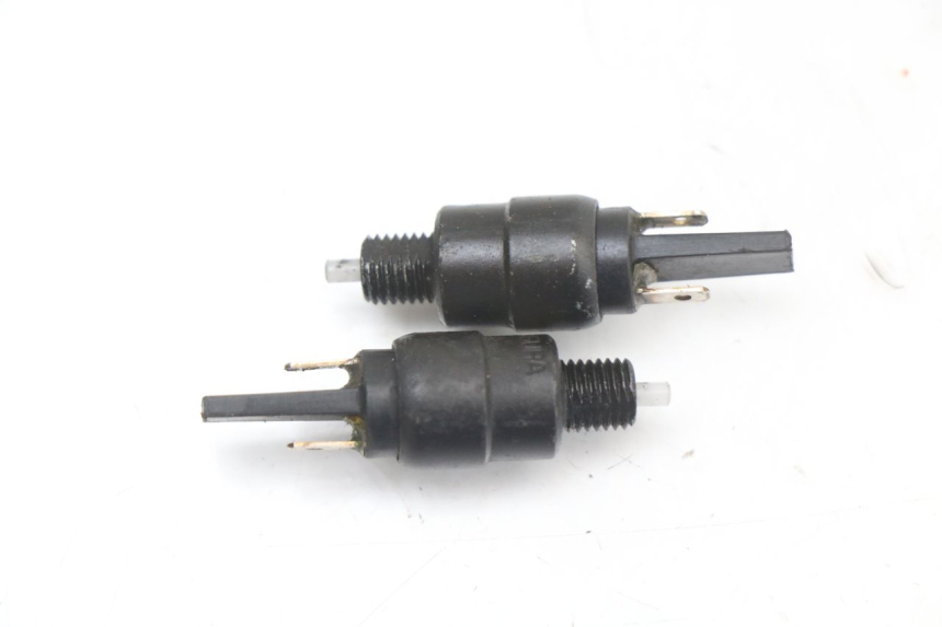 photo de BREMSLICHTSCHALTER APRILIA SR CARB LC 2T 50 (2004 - 2012) - Hauptansicht