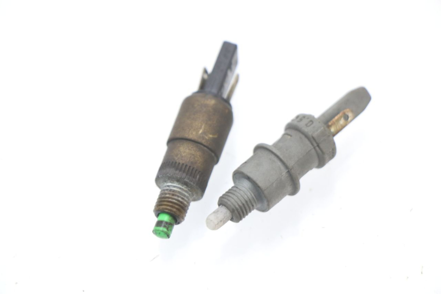 photo de BREMSLICHTSCHALTER GILERA STALKER 50 (1997 - 2005) - Hauptansicht