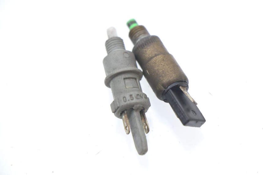 photo de BREMSLICHTSCHALTER GILERA STALKER 50 (1997 - 2005) - Detailansicht des Bauteils