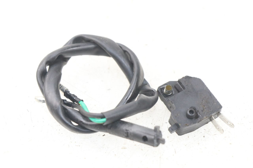 photo de BREMSLICHTSCHALTER BAOTIAN TRAVEL SPIRIT 50 (2010 - 2012) - Detailansicht des Bauteils