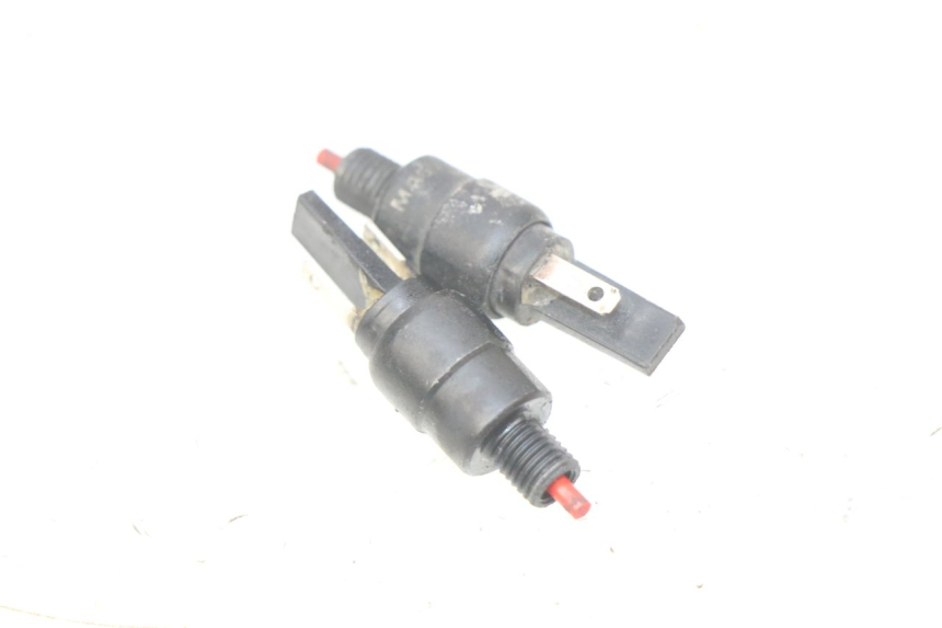 photo de BREMSLICHTSCHALTER PIAGGIO VESPA PRIMAVERA 2T 50 (2013 - 2018) - Detailansicht des Bauteils