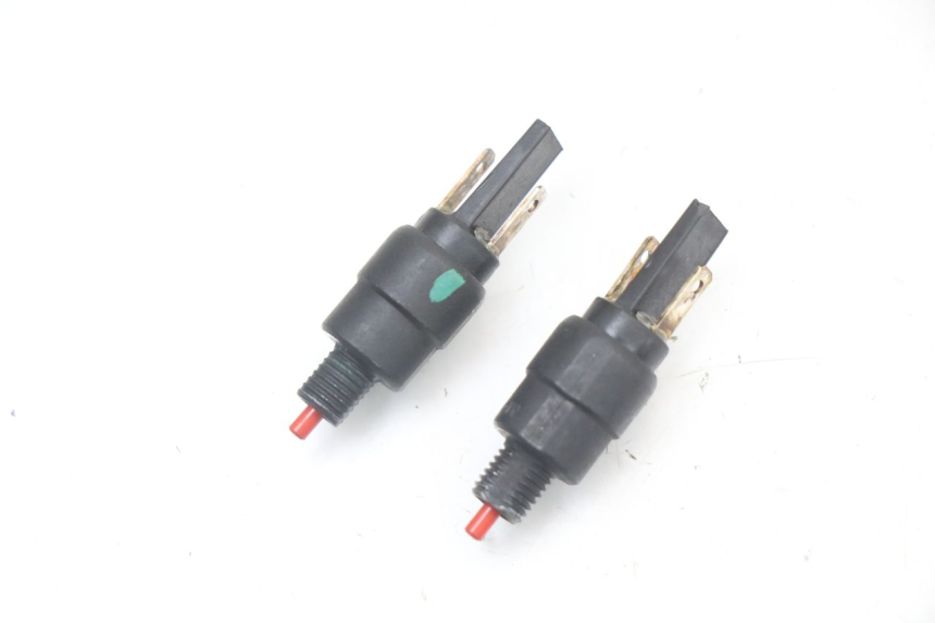 photo de BREMSLICHTSCHALTER PIAGGIO VESPA PRIMAVERA 4T 50 (2021 - 2024) - Hauptansicht