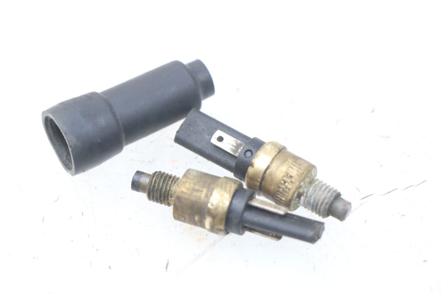 photo de BREMSLICHTSCHALTER PEUGEOT VIVACITY 100 (1999 - 2008) - Hauptansicht