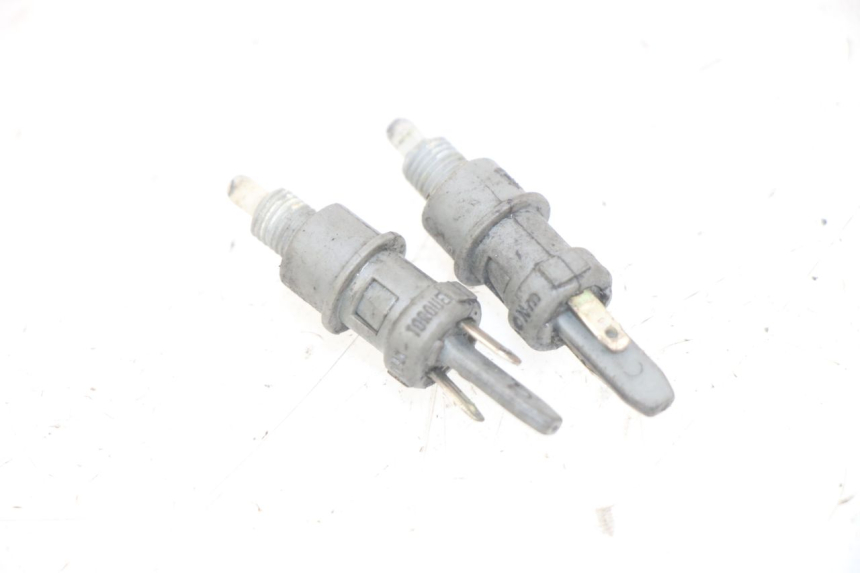 photo de BREMSLICHTSCHALTER PIAGGIO X9 125 (2000 - 2003) - Detailansicht des Bauteils