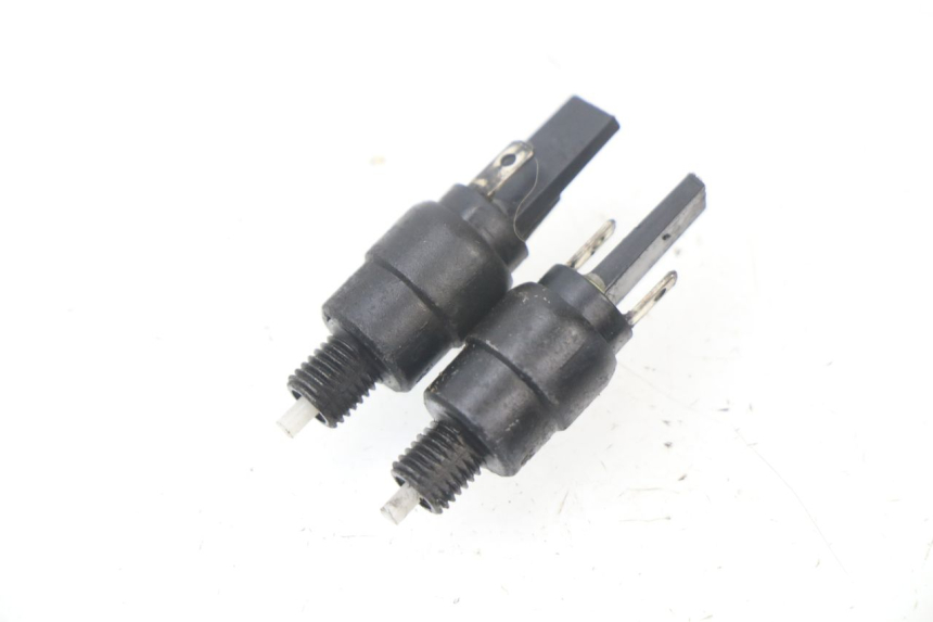 photo de BREMSLICHTSCHALTER PIAGGIO XEVO - X EVO 125 (2007 - 2017) - Hauptansicht