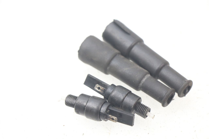 photo de BREMSLICHTSCHALTER PIAGGIO XEVO - X EVO 125 (2007 - 2017) - Hauptansicht