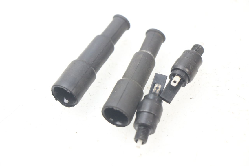 photo de BREMSLICHTSCHALTER PIAGGIO XEVO - X EVO 125 (2007 - 2017) - Detailansicht des Bauteils