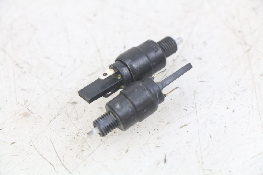 photo de BREMSLICHTSCHALTER PIAGGIO XEVO - X EVO 125 (2007 - 2017) - Hauptansicht