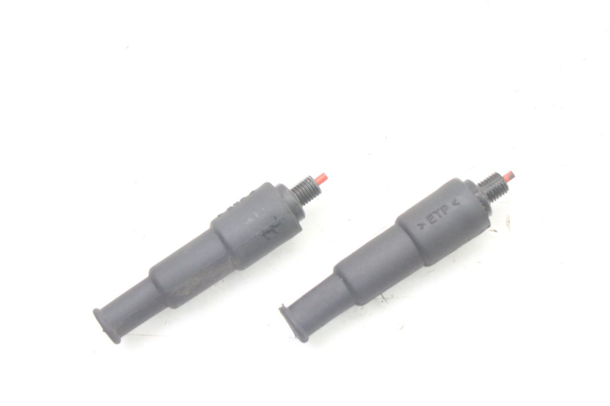 photo de BREMSLICHTSCHALTER PIAGGIO XEVO - X EVO 125 (2007 - 2017) - Detailansicht des Bauteils