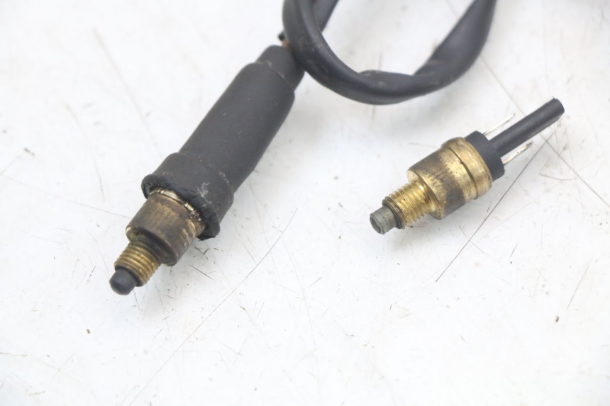 photo de BREMSLICHTSCHALTER YAMAHA BW'S NG NEXT GENERATION 50 (1996 - 2003) - Zoom auf Gebrauchszustand