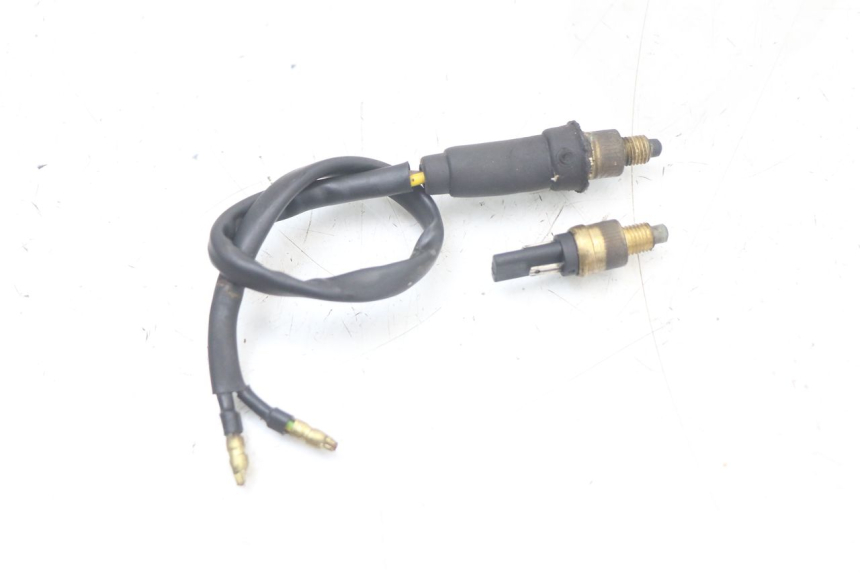 photo de BREMSLICHTSCHALTER YAMAHA BW'S NG NEXT GENERATION 50 (1996 - 2003) - Technische Nahaufnahme