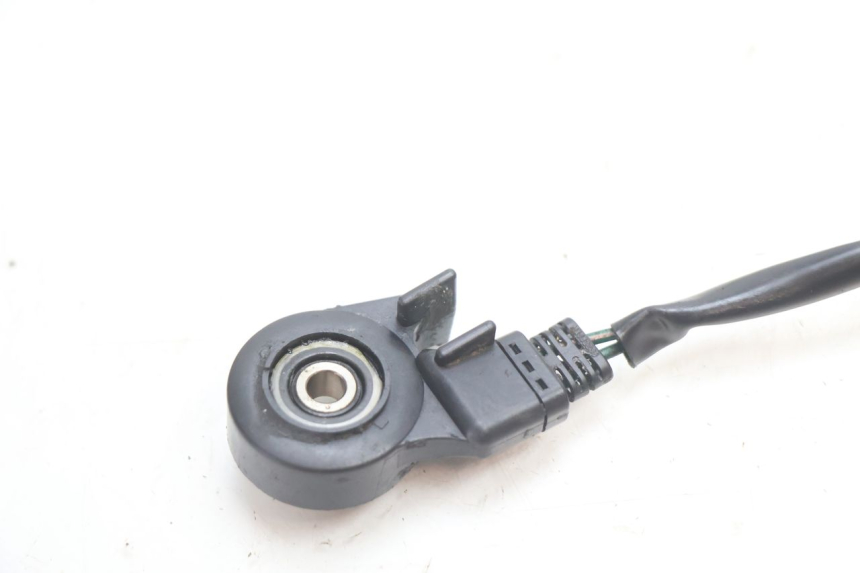 photo de SEITENSTÄNDERSCHALTER HONDA CB F HORNET 600 (2005 - 2006) - Detailansicht des Bauteils