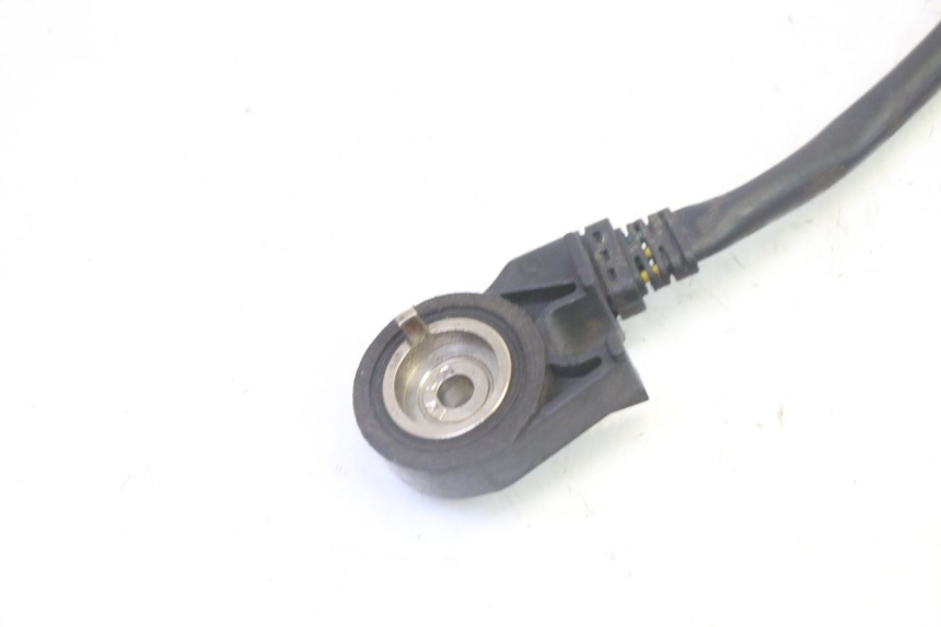 photo de SEITENSTÄNDERSCHALTER KYMCO DINK STREET 125 (2009 - 2014) - Technische Nahaufnahme