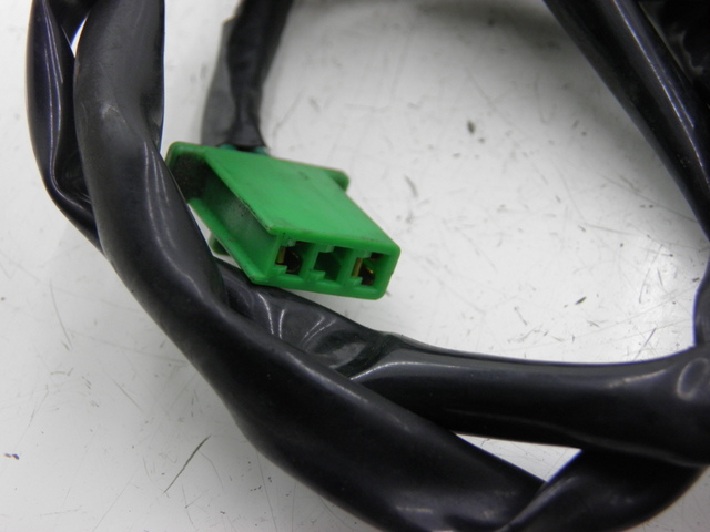 photo de ZÜNDUNG AUS SEITENSTÄNDER HONDA FES PANTHEON 125 (2003 - 2007) - Zoom auf Gebrauchszustand