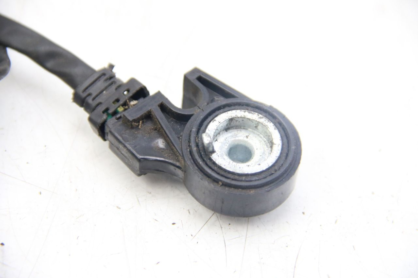 photo de ZÜNDUNG AUS SEITENSTÄNDER SELECT UP OCTALIS 125 (2007 - 2012) - Zoom auf Gebrauchszustand