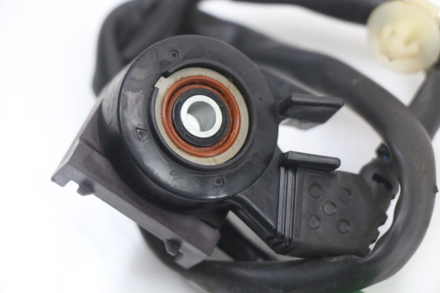 photo de SEITENSTÄNDERSCHALTER HONDA PCX (JF47) 125 (2012 - 2013) - Zoom auf Gebrauchszustand