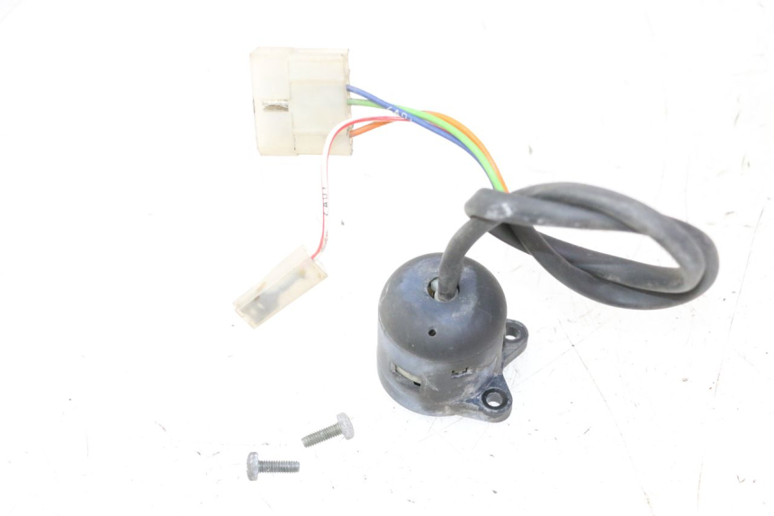 photo de SCHALTER APRILIA ETX 125 (1998 - 2002) - Alternative Perspektive