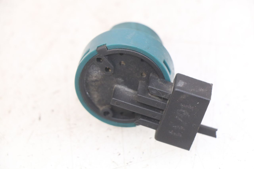 photo de ZÜNDSCHLOSS PIAGGIO FLY 2T 50 (2004 - 2017) - Alternative Perspektive