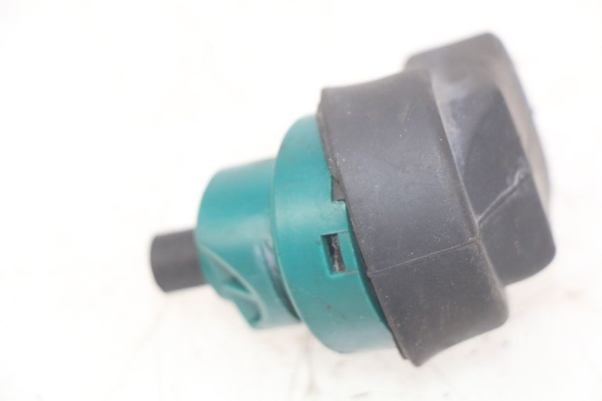 photo de ZÜNDSCHLOSS PIAGGIO FLY 4T 50 (2013 - 2017) - Zoom auf Gebrauchszustand