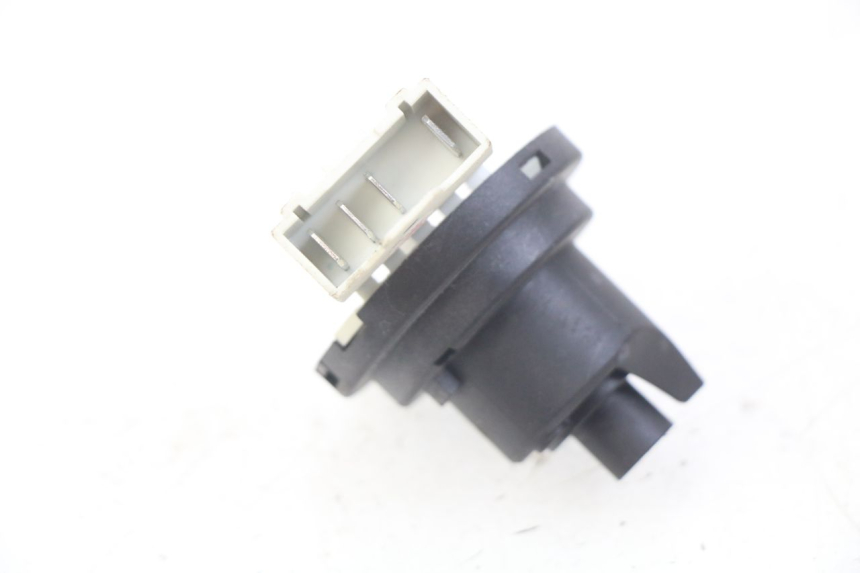 photo de ZÜNDSCHLOSS PIAGGIO LIBERTY IGET 4T 50 (2015 - 2020) - Detailansicht des Bauteils