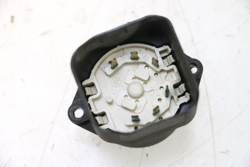 photo de SCHALTER PIAGGIO MP3 RL 250 (2006 - 2010) - Zoom auf Gebrauchszustand