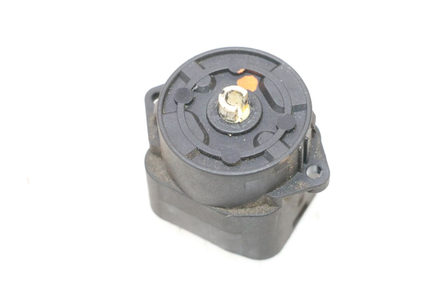photo de SCHALTER PIAGGIO MP3 RL 250 (2006 - 2010) - Alternative Perspektive