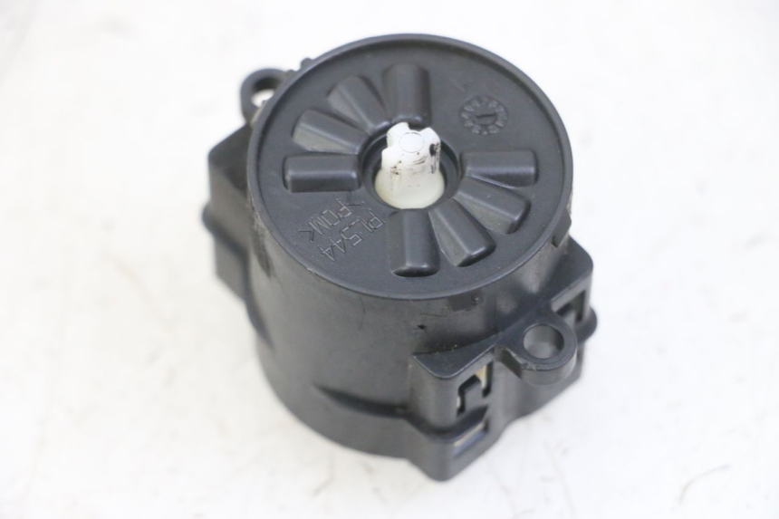 photo de SCHALTER GILERA NEXUS 125 (2009 - 2013) - Detailansicht des Bauteils