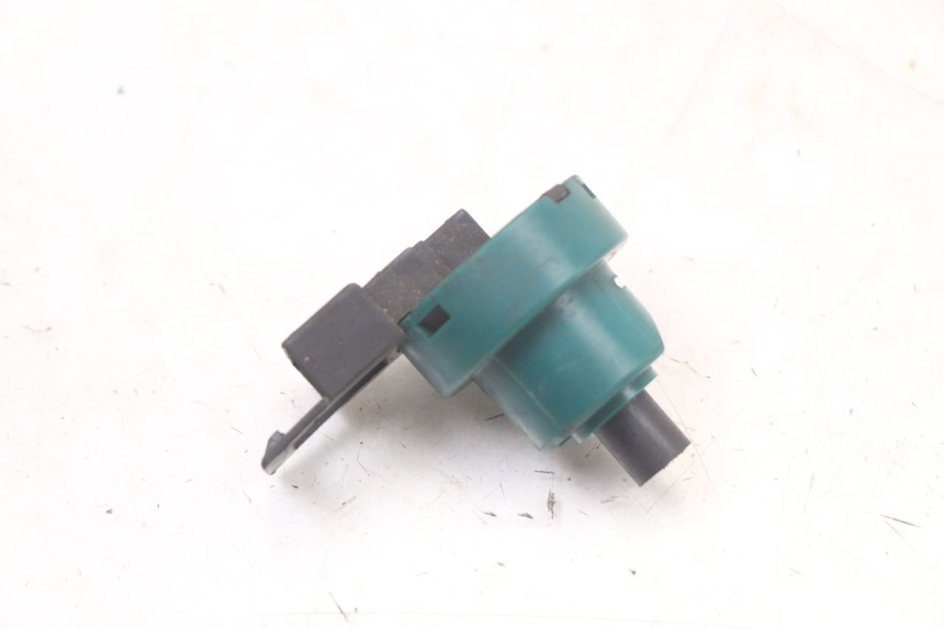 photo de SCHALTER PIAGGIO NEW TYPHOON 50 (2010 - 2017) - Zoom auf Gebrauchszustand