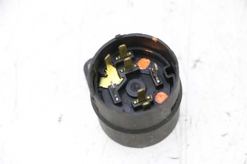 photo de SCHALTER PEUGEOT SATELIS 125 (2006 - 2009) - Technische Nahaufnahme