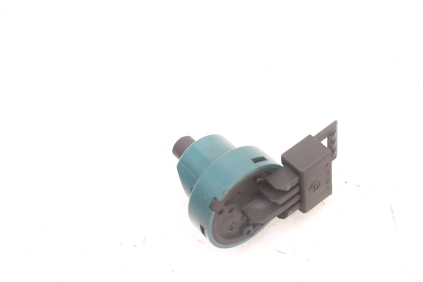 photo de SCHALTER PIAGGIO SUPER LX 125 (2000 - 2003) - Zoom auf Gebrauchszustand