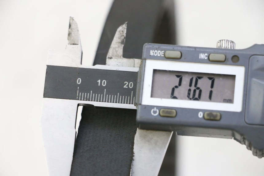 photo de KEILRIEMEN SUZUKI BURGMAN 125 (2007 - 2014) - Detailansicht des Bauteils