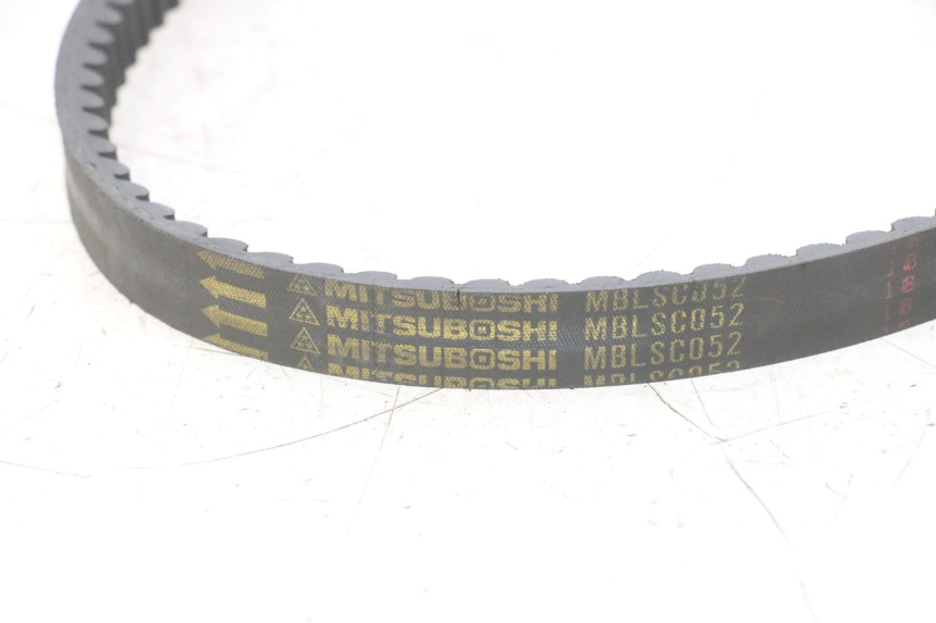 photo de KEILRIEMEN HONDA SH 125 (2001 - 2003) - Zoom auf Gebrauchszustand