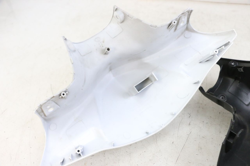 photo de LENKERABDECKUNG KYMCO AGILITY 4T 50 (2018 - 2022) - Zoom auf Komponenten