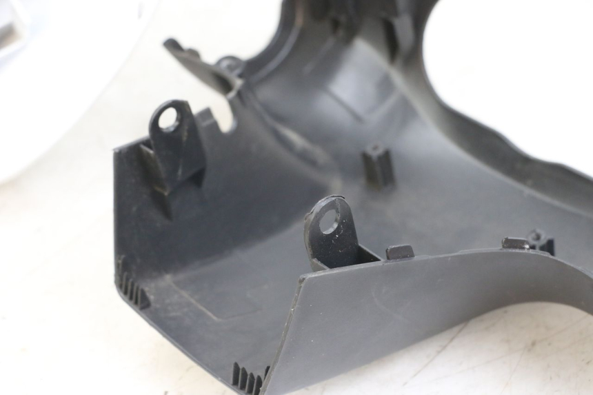 photo de LENKERABDECKUNG KYMCO AGILITY 4T 50 (2018 - 2022) - Hochauflösende Nahaufnahme