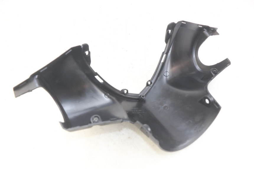 photo de HINTERE LENKERABDECKUNG KYMCO AGILITY 16+ 4T 50 (2018 - 2023) - Zoom auf Gebrauchszustand