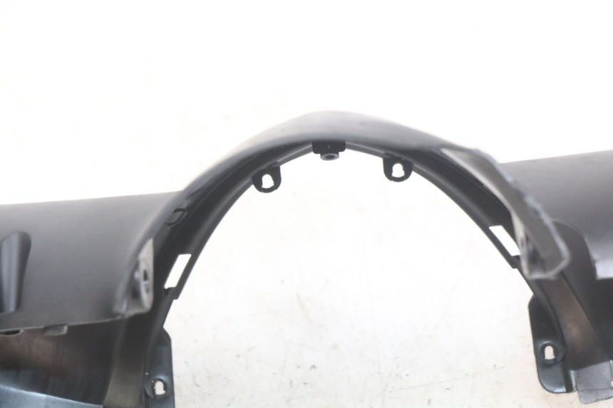 photo de HINTERE LENKERABDECKUNG KYMCO AGILITY 16+ 4T 50 (2018 - 2023) - Zoom auf Gebrauchszustand