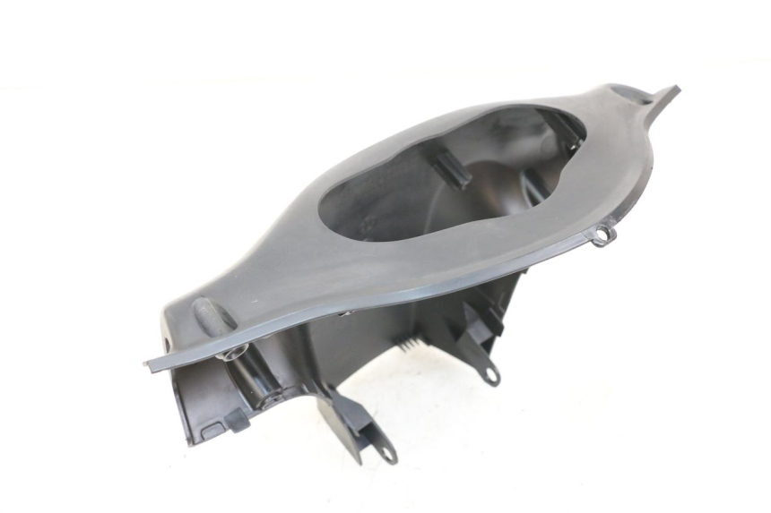 photo de HINTERE LENKERABDECKUNG KYMCO AGILITY 4T 50 (2018 - 2022) - Zoom auf Gebrauchszustand