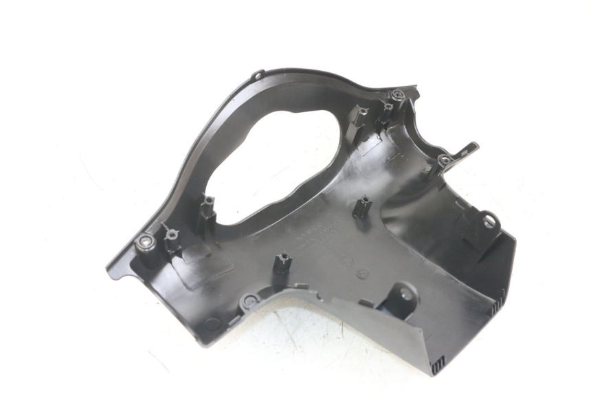 photo de HINTERE LENKERABDECKUNG KYMCO AGILITY 4T 50 (2018 - 2022) - Zoom auf Gebrauchszustand