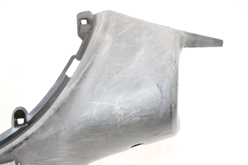 photo de LENKERVERKLEIDUNG HINTEN KYMCO AGILITY CITY 4T 50 (2008 - 2016) - Technische Nahaufnahme