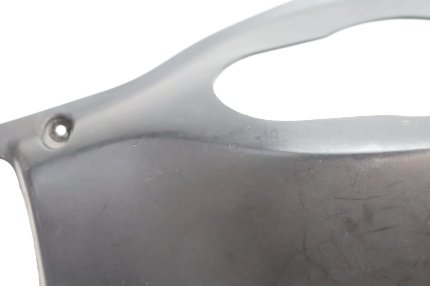 photo de LENKERVERKLEIDUNG HINTEN KYMCO AGILITY FR 2T 50 (2012 - 2017) - Detailansicht des Bauteils
